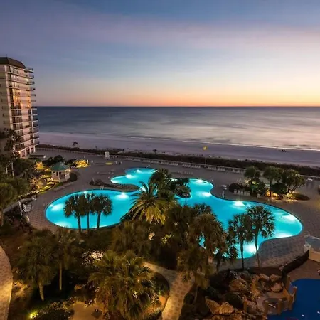 Quiet-Relaxing-Modern-Sleeps 8 Walk To The Beach!